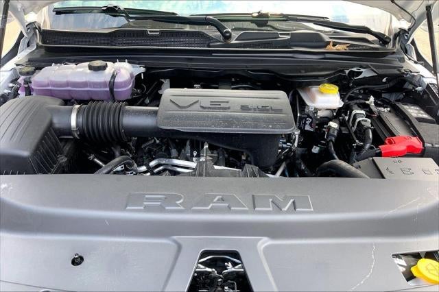 2026 RAM 1500 RAM 1500 EXPRESS CREW CAB 4X4 5'7' BOX