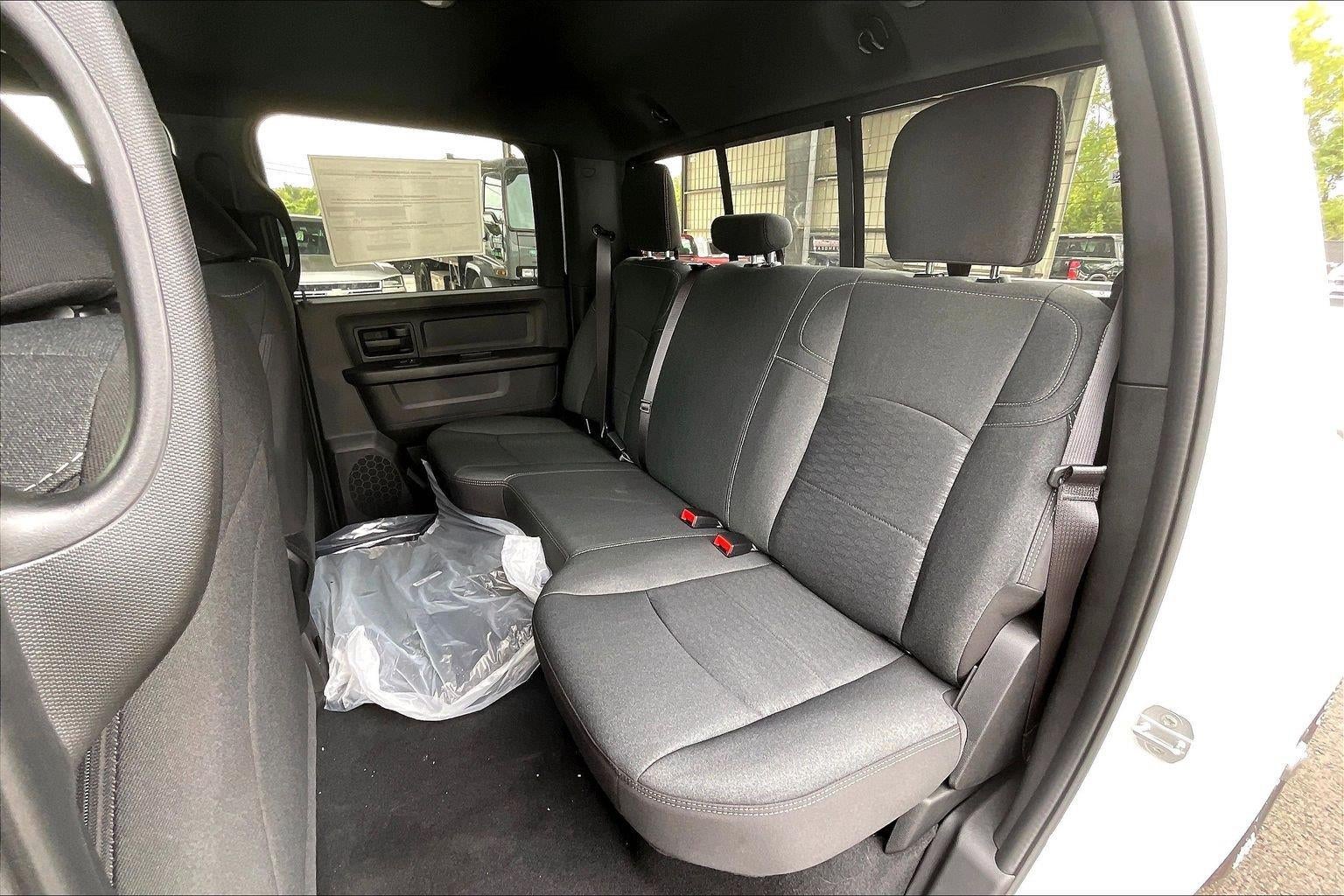 2026 RAM 2500 RAM 2500 TRADESMAN CREW CAB 4X4 6'4' BOX