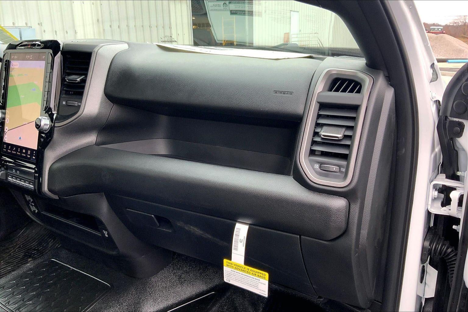 2026 RAM Ram 5500 Chassis Cab RAM 5500 TRADESMAN CHASSIS REGULAR CAB 4X4 84' CA