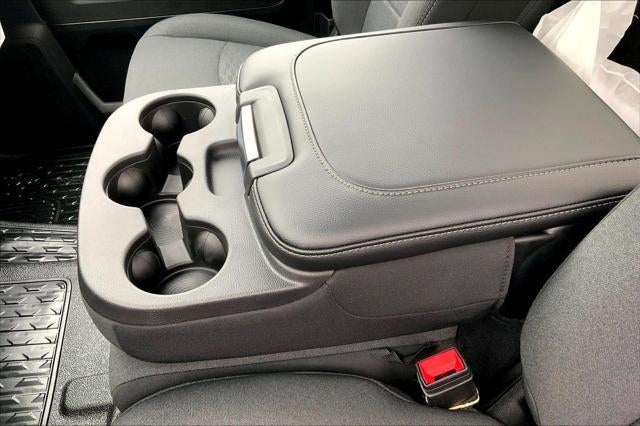 2026 RAM Ram 5500 Chassis Cab RAM 5500 TRADESMAN CHASSIS REGULAR CAB 4X4 84' CA