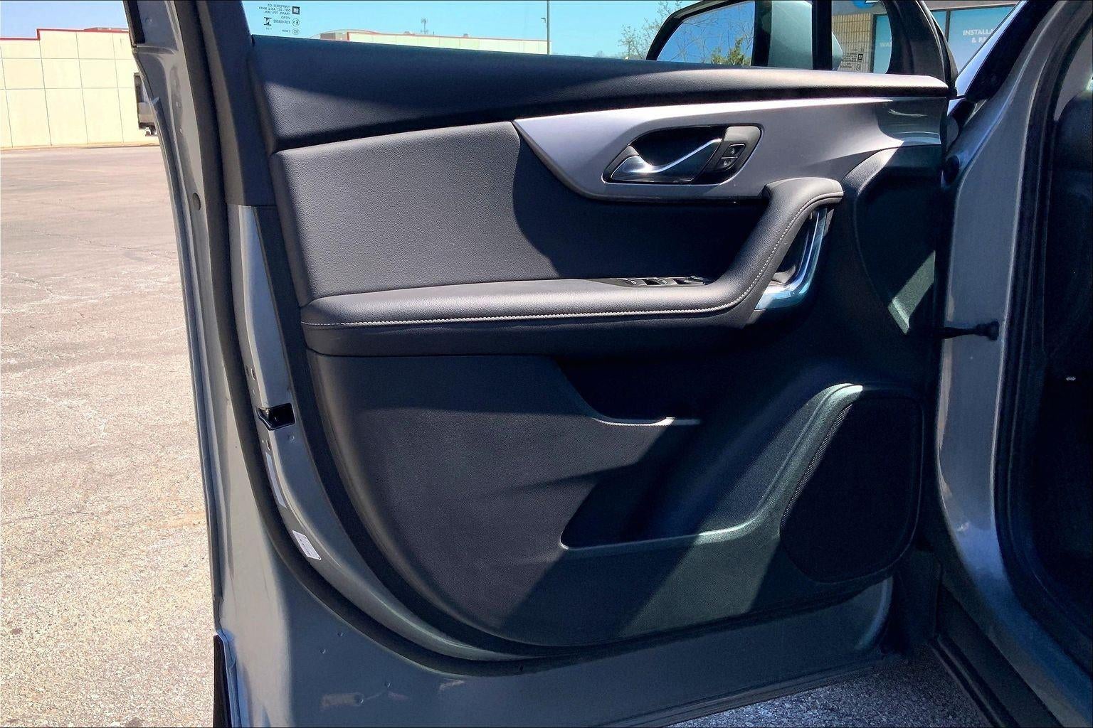 2025 Chevrolet Blazer AWD 2LT