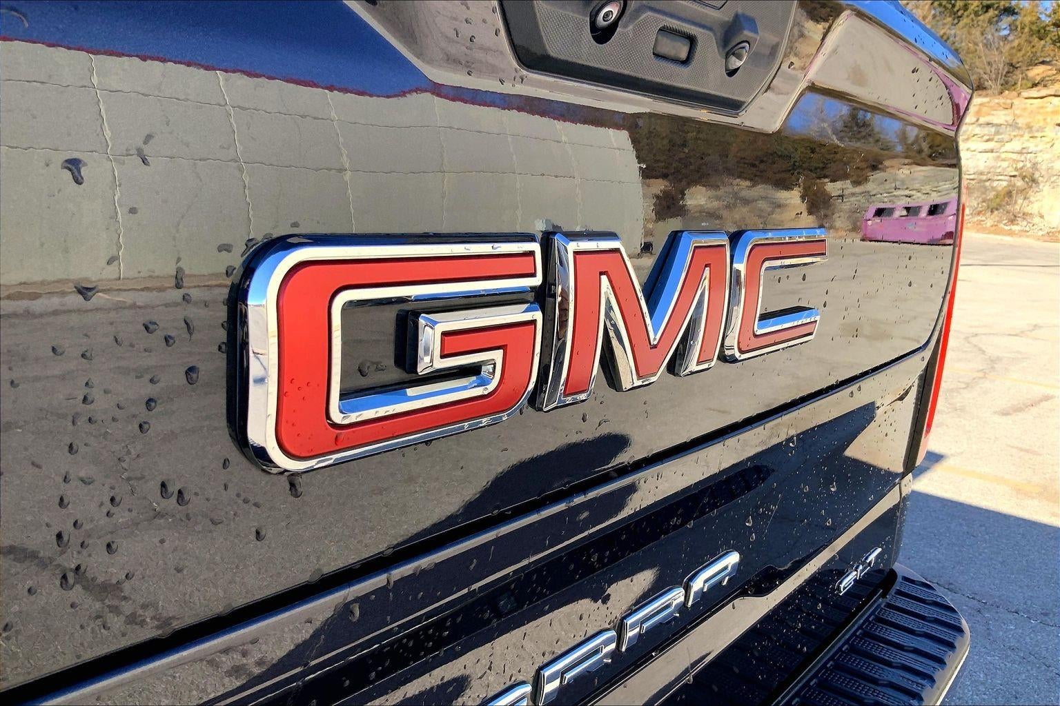 2023 GMC Sierra 1500 4WD Crew Cab Short Box SLT