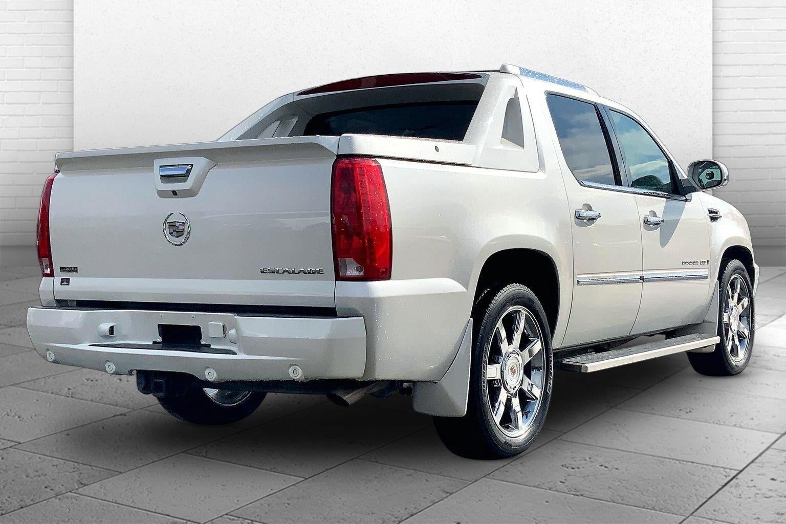 2009 Cadillac Escalade EXT Standard