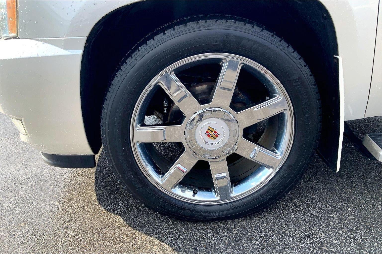2009 Cadillac Escalade EXT Standard