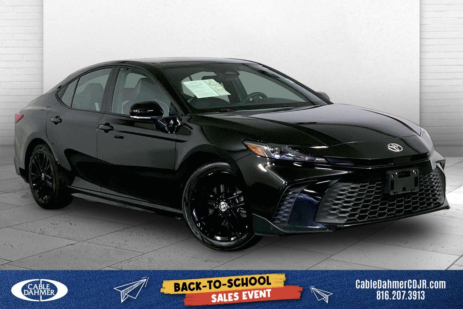 2025 Toyota Camry SE