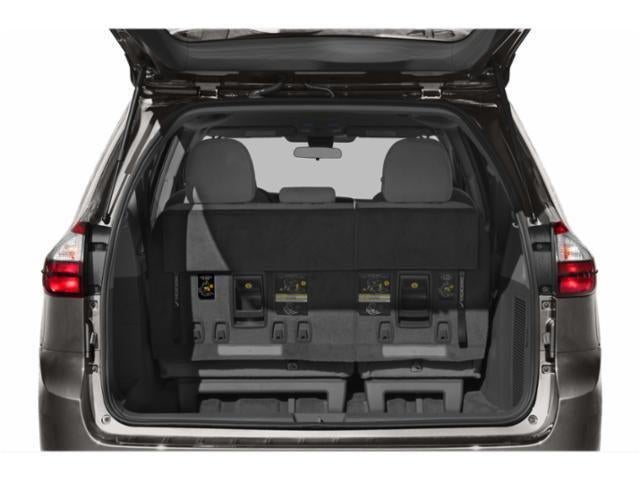 2020 Toyota Sienna XLE