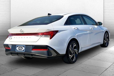 2025 Hyundai Elantra SEL Convenience