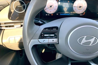 2025 Hyundai Elantra SEL Convenience