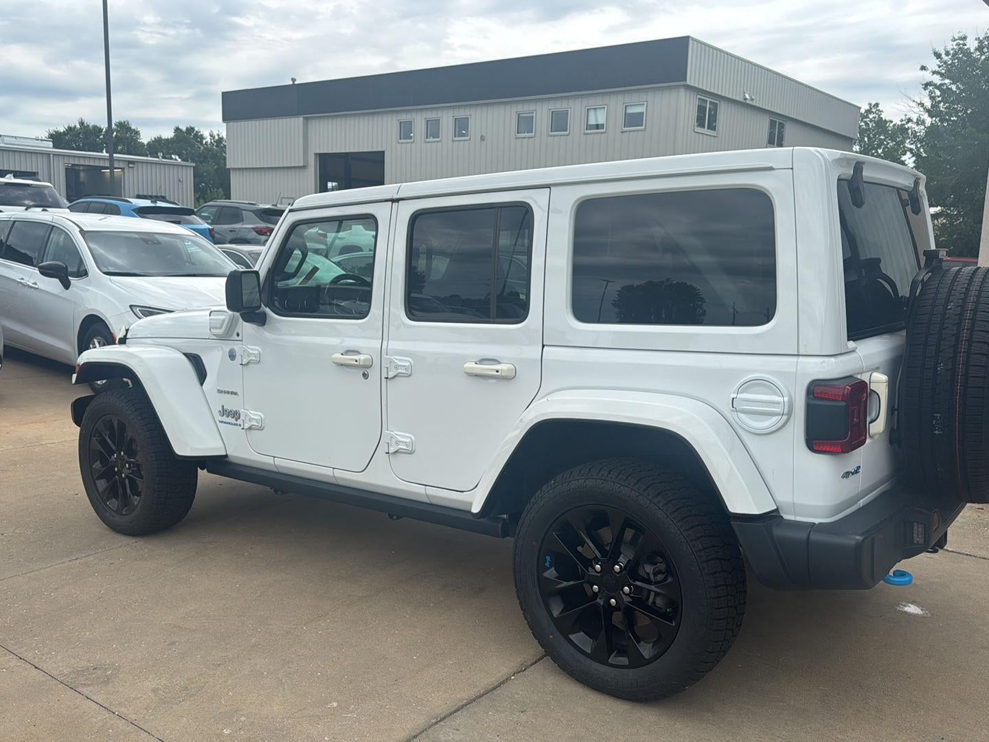 2023 Jeep Wrangler 4xe Sahara