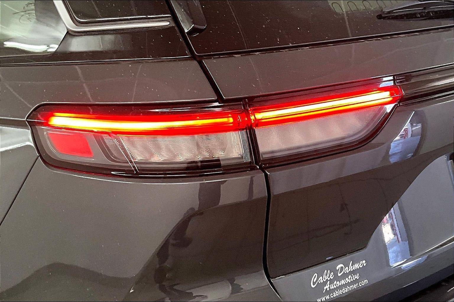 2022 Jeep Grand Cherokee Summit