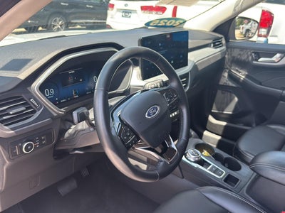 2025 Ford Escape Platinum