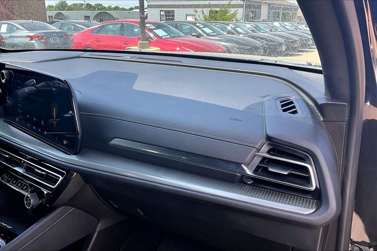2024 Chevrolet Traverse FWD LT