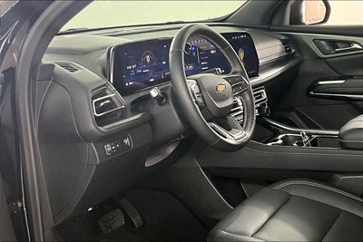 2025 Chevrolet Traverse FWD LT