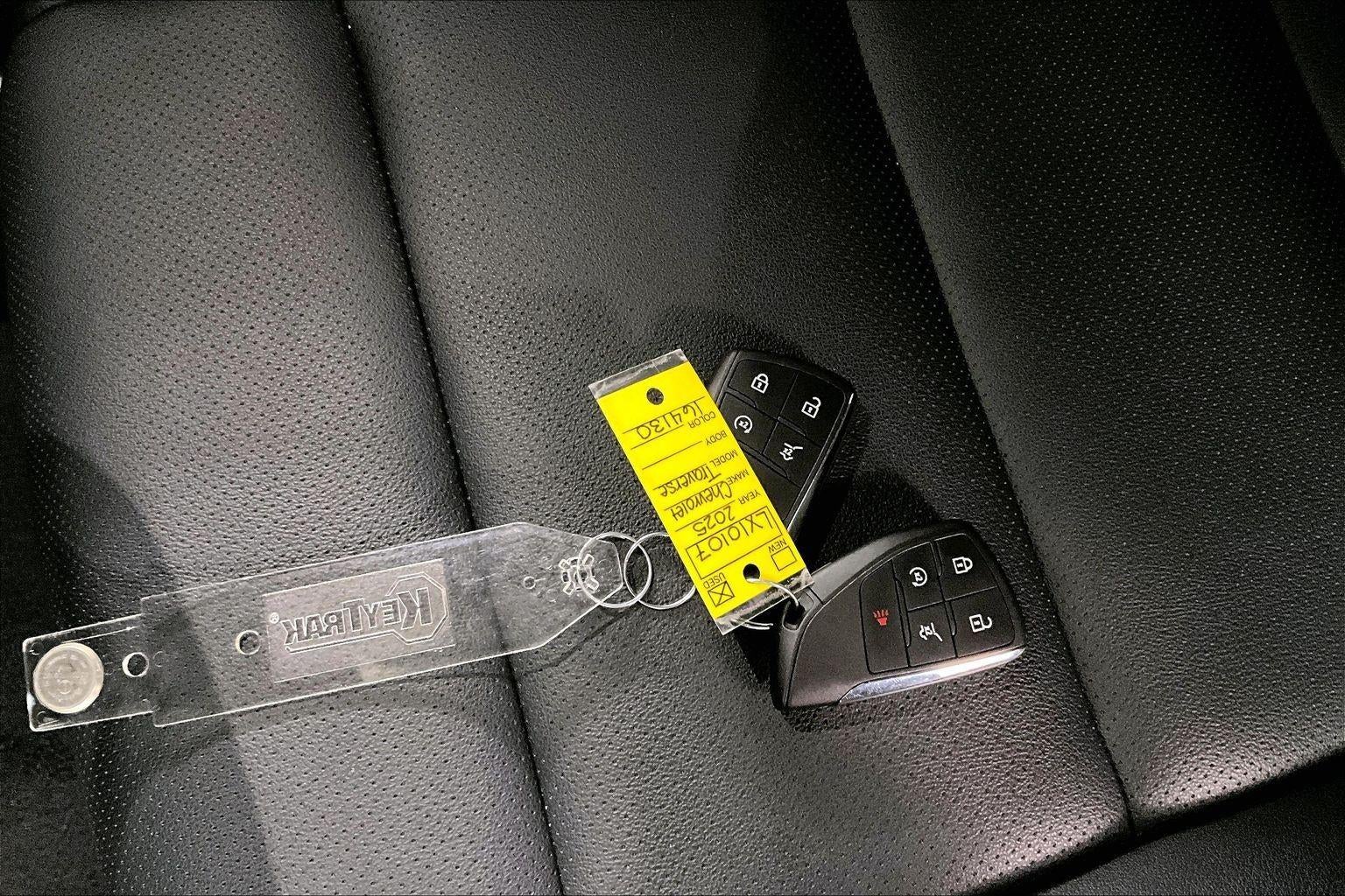 2025 Chevrolet Traverse FWD LT