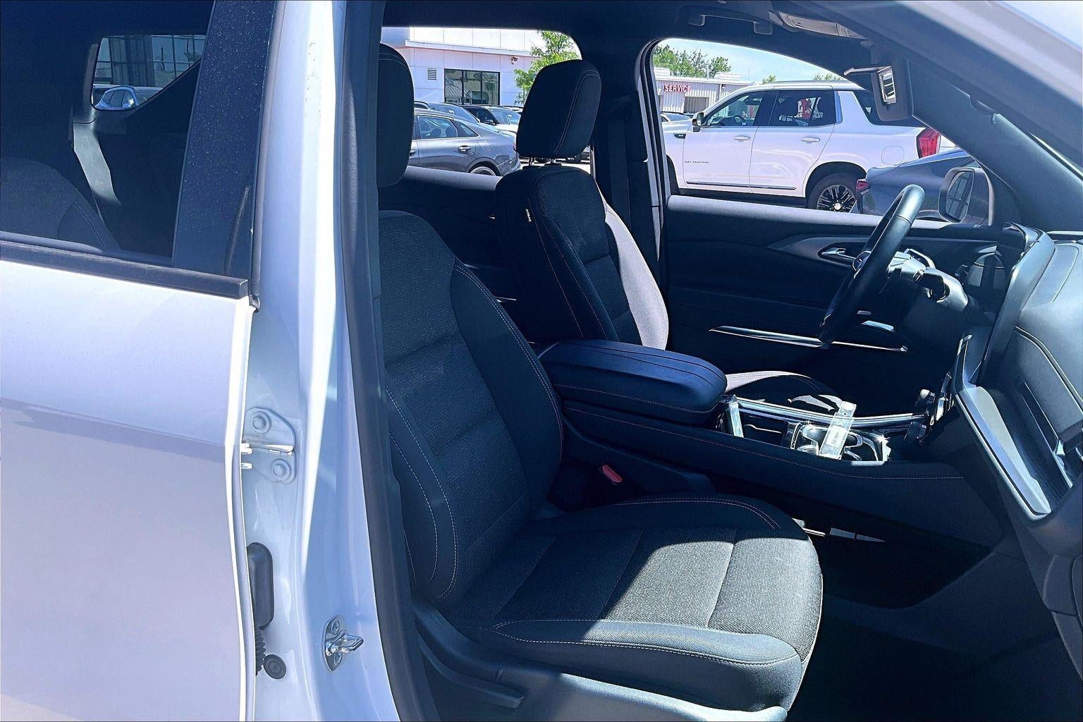2024 Chevrolet Traverse AWD LT