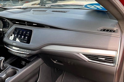 2019 Cadillac XT4 AWD Premium Luxury