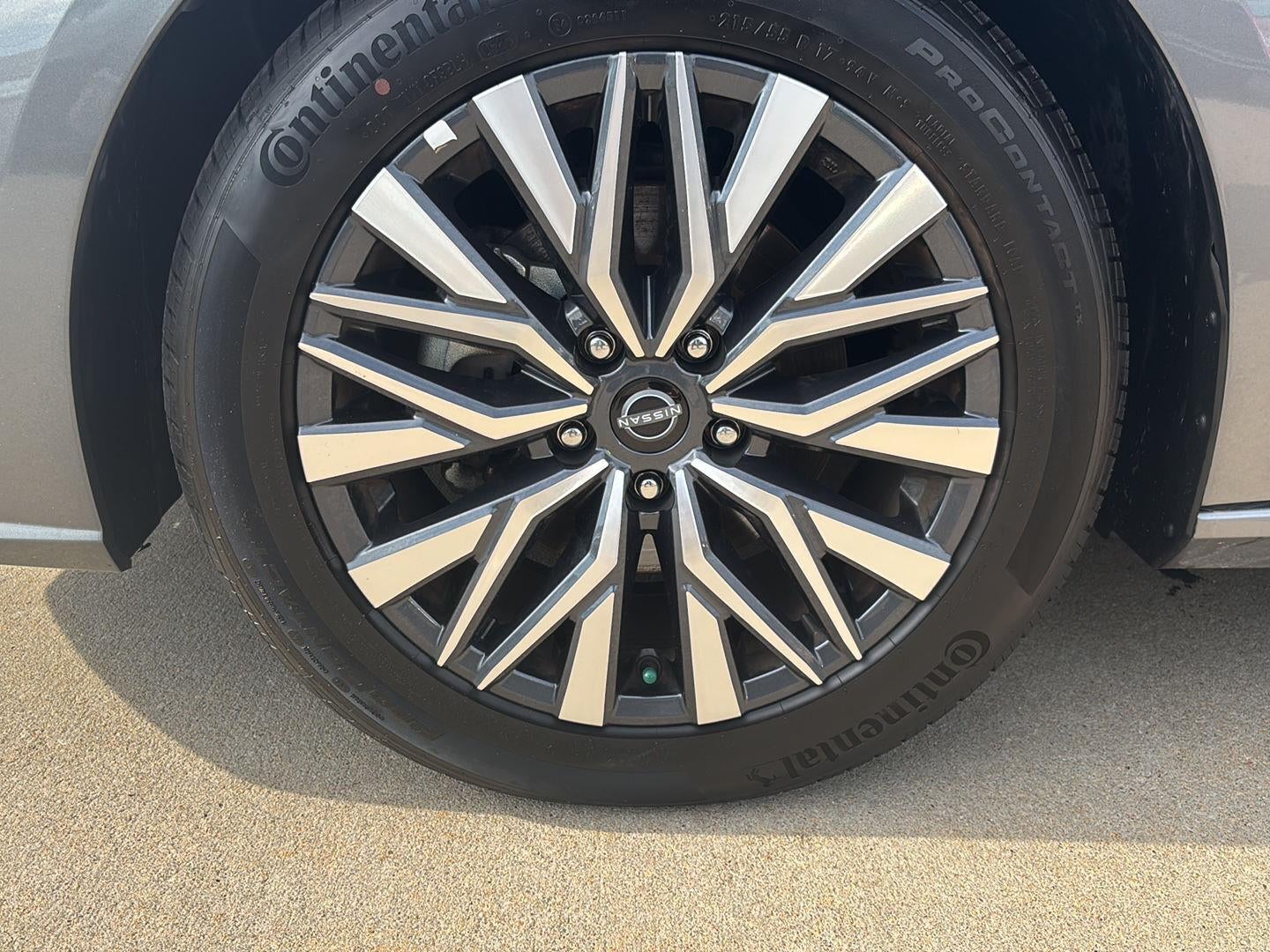 2025 Nissan Altima SV