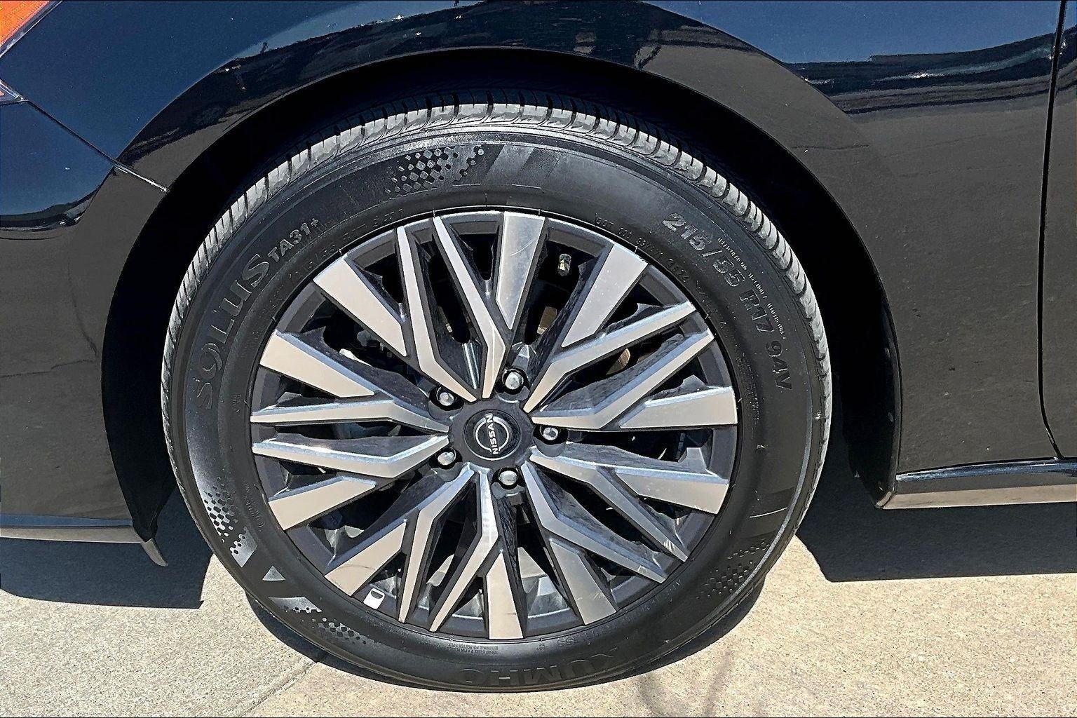 2025 Nissan Altima SV