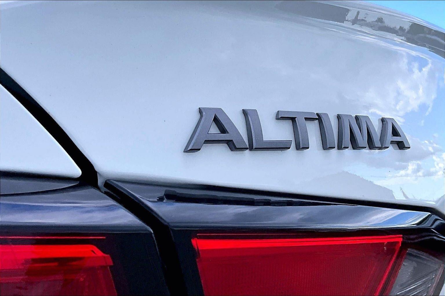 2025 Nissan Altima SV
