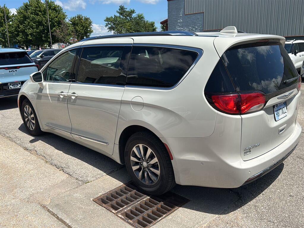2020 Chrysler Pacifica Touring L Plus