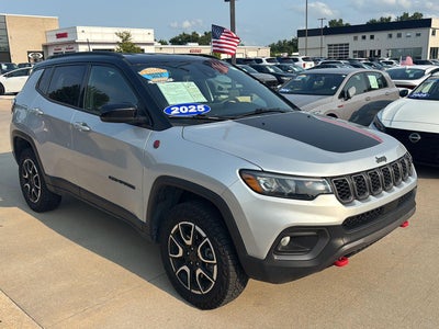2025 Jeep Compass Trailhawk
