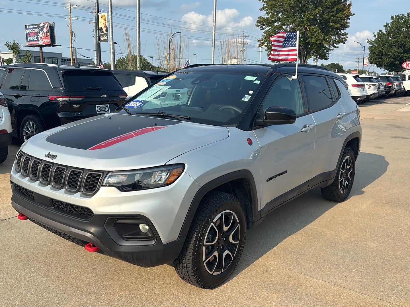 2025 Jeep Compass Trailhawk