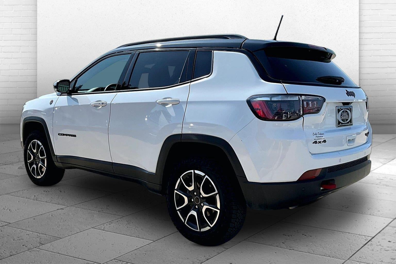 2025 Jeep Compass Trailhawk