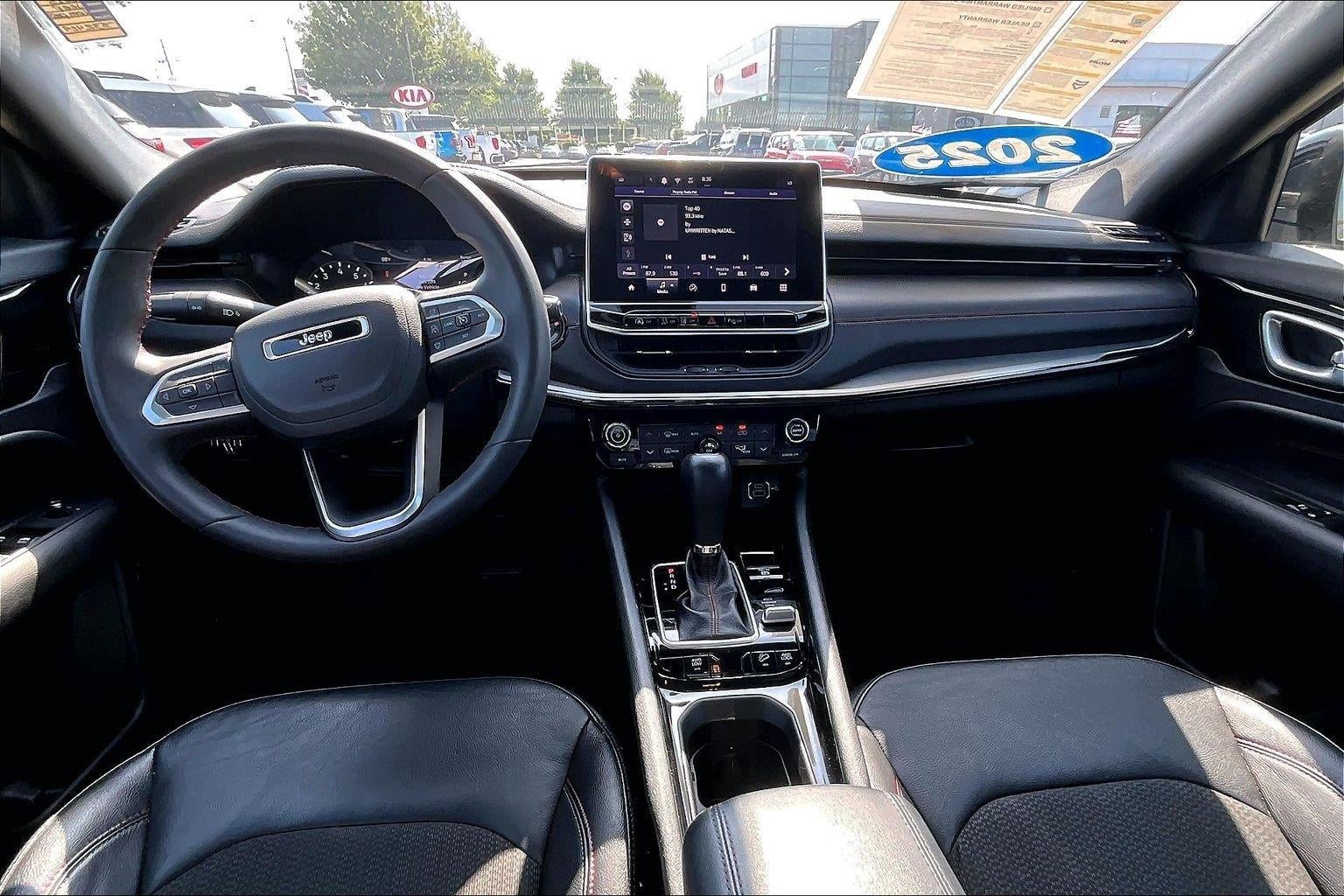 2025 Jeep Compass Trailhawk