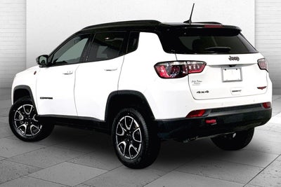 2025 Jeep Compass Trailhawk