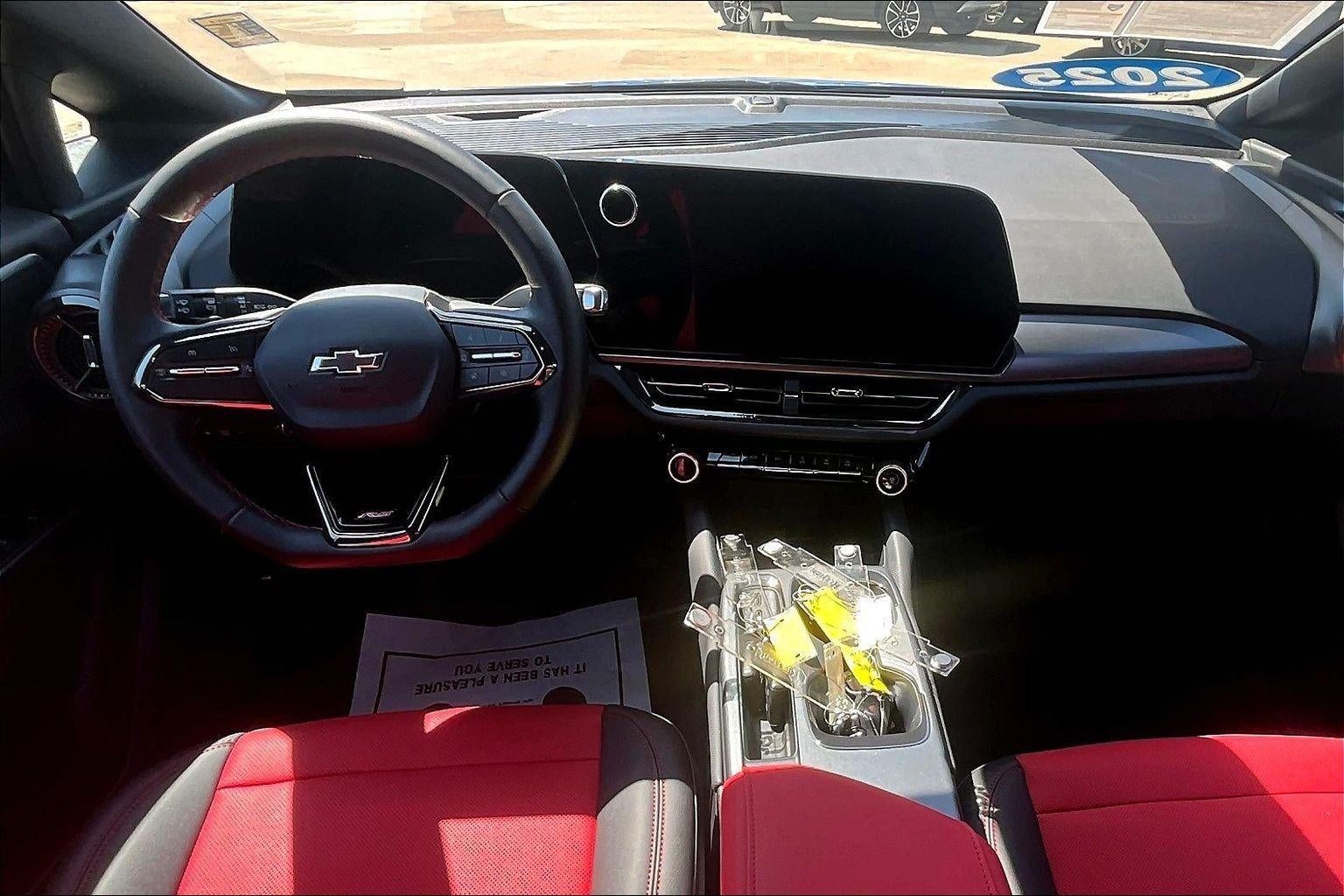 2025 Chevrolet Equinox EV RS