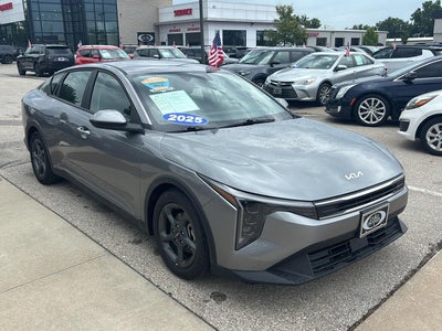 2025 Kia K4 LXS