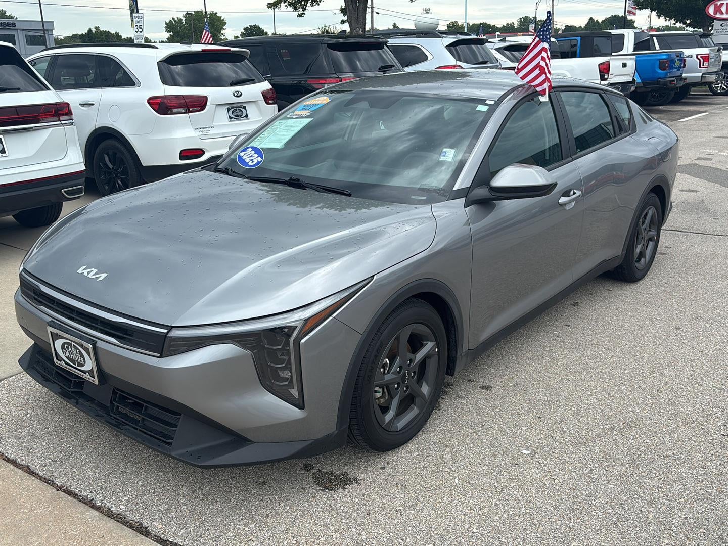 2025 Kia K4 LXS