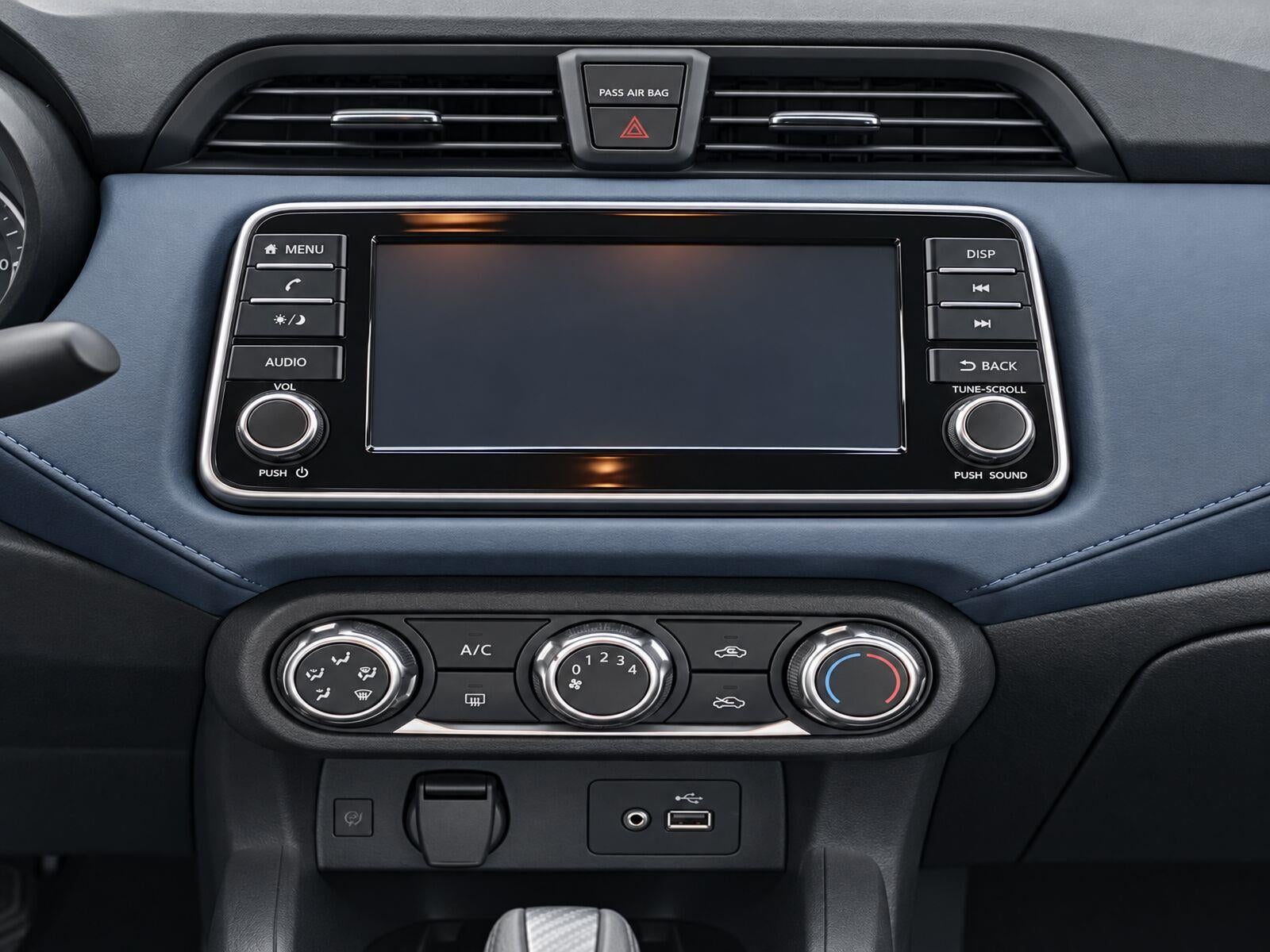 2024 Nissan Versa SV