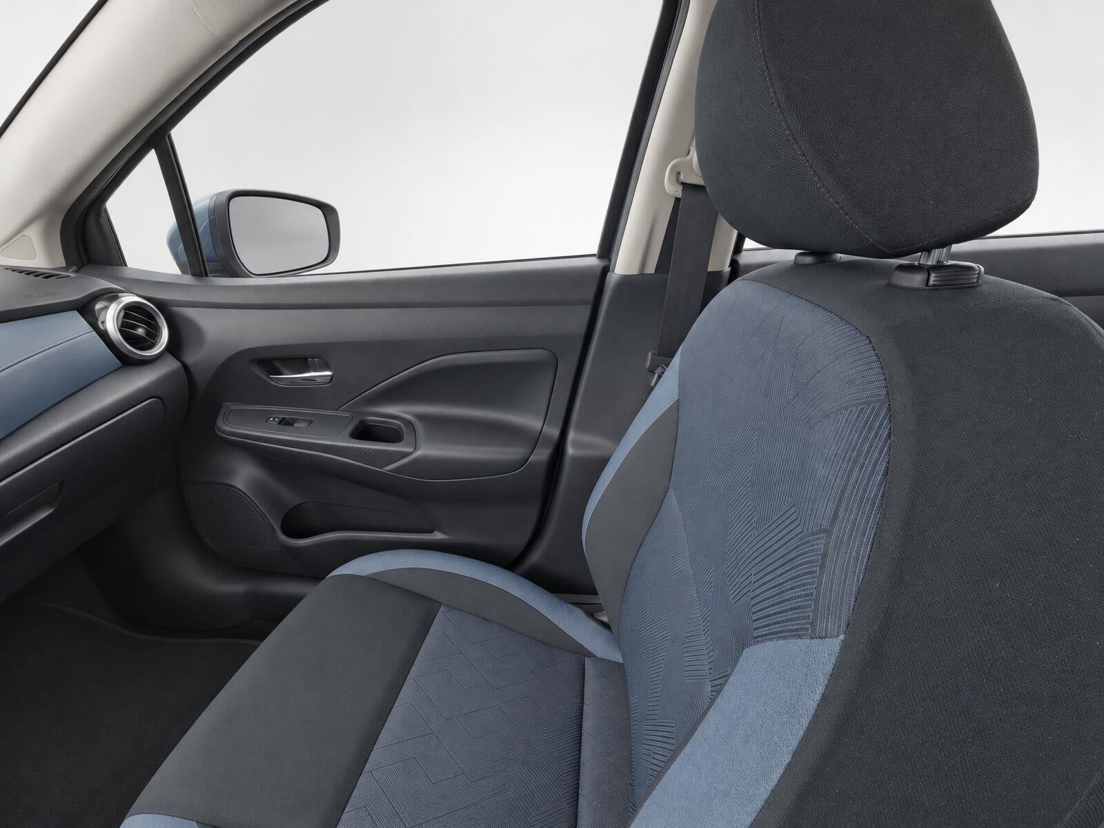 2024 Nissan Versa SV