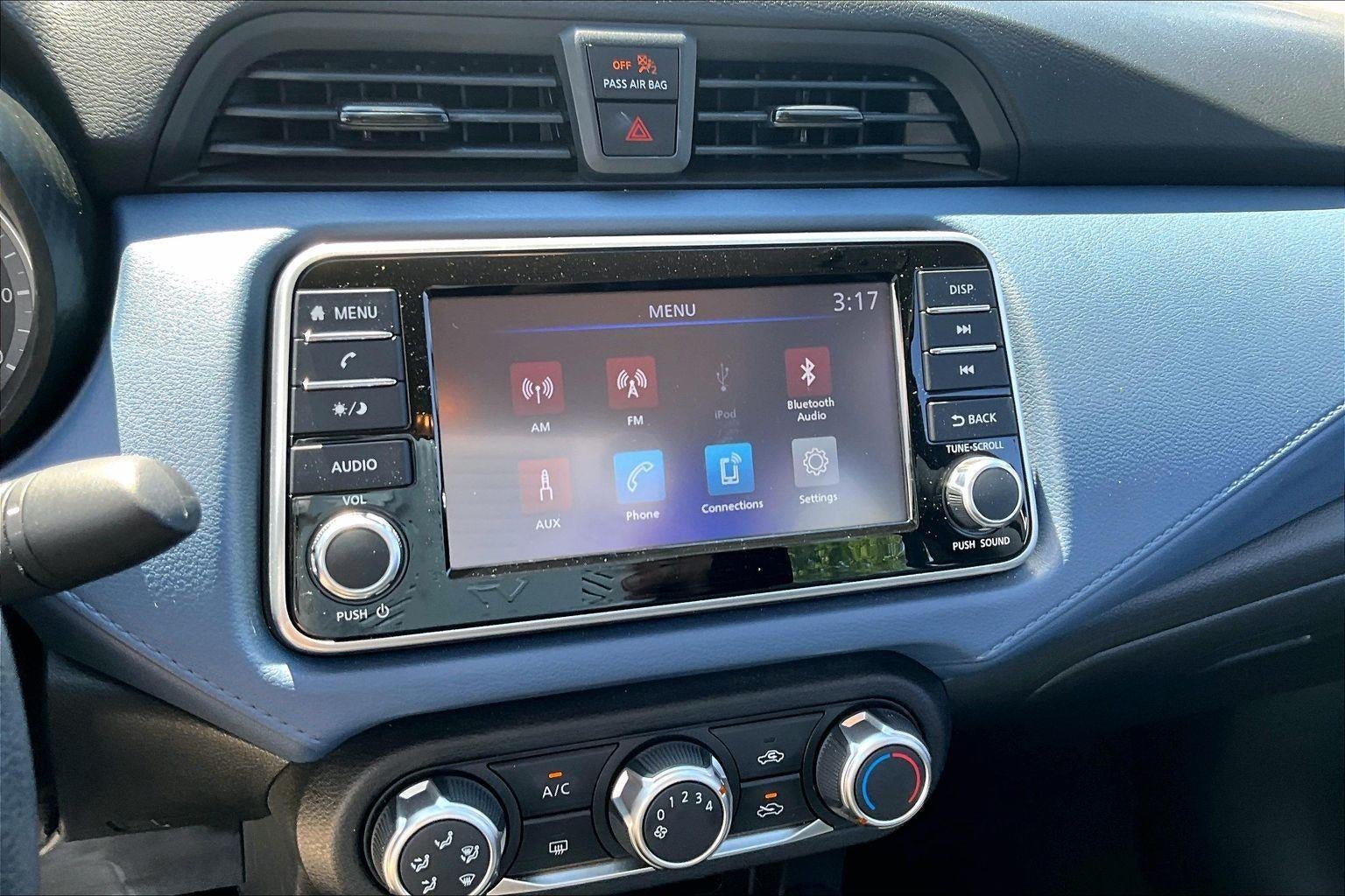 2025 Nissan Versa SV
