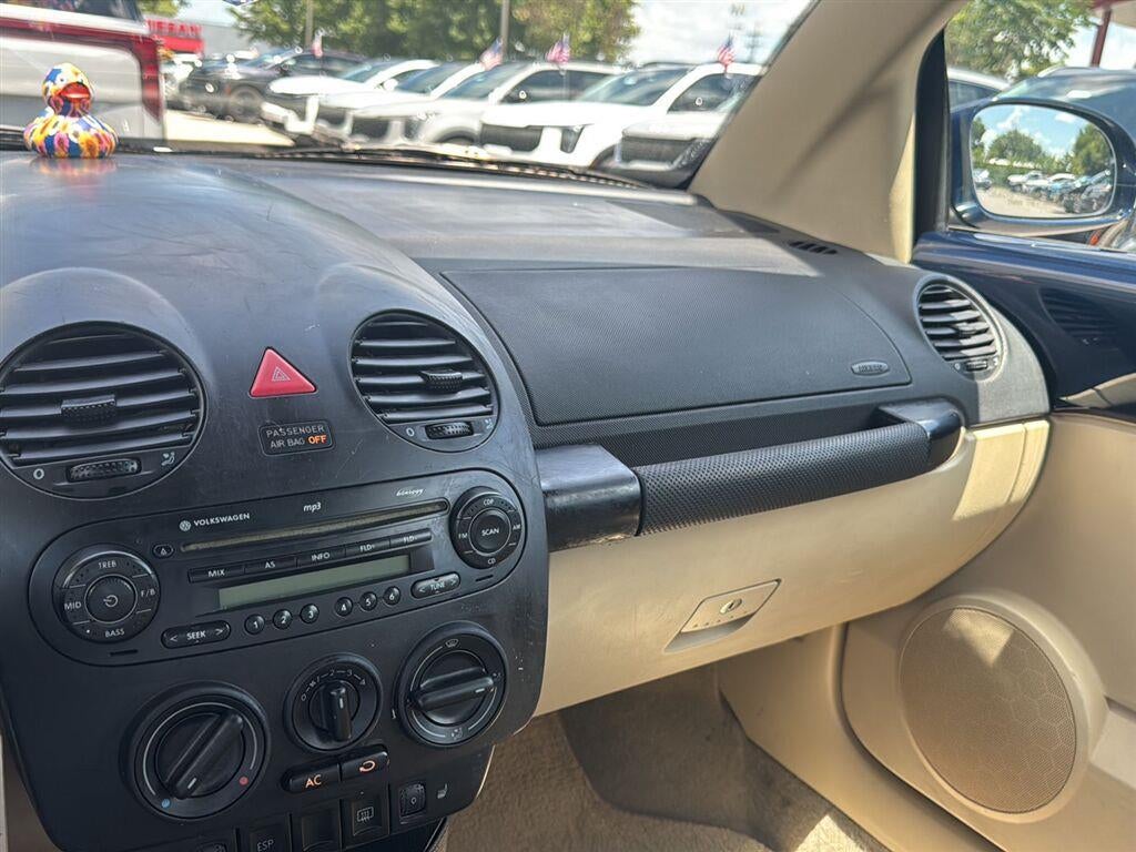 2005 Volkswagen New Beetle Convertible GLS