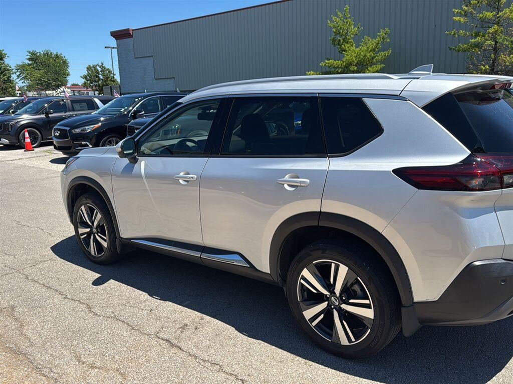 2021 Nissan Rogue SL