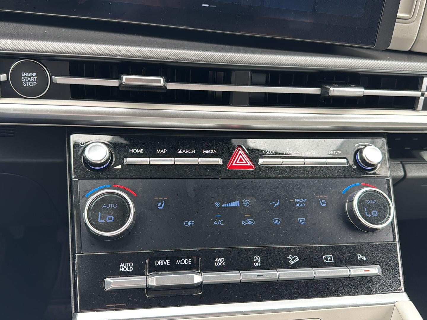2025 Hyundai Santa Fe SEL