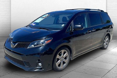2018 Toyota Sienna SE Premium