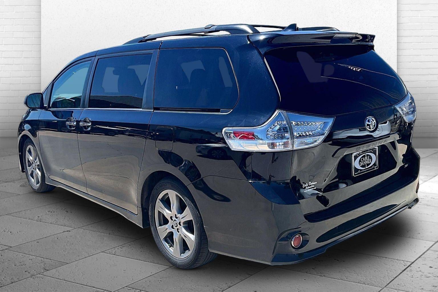 2018 Toyota Sienna SE Premium
