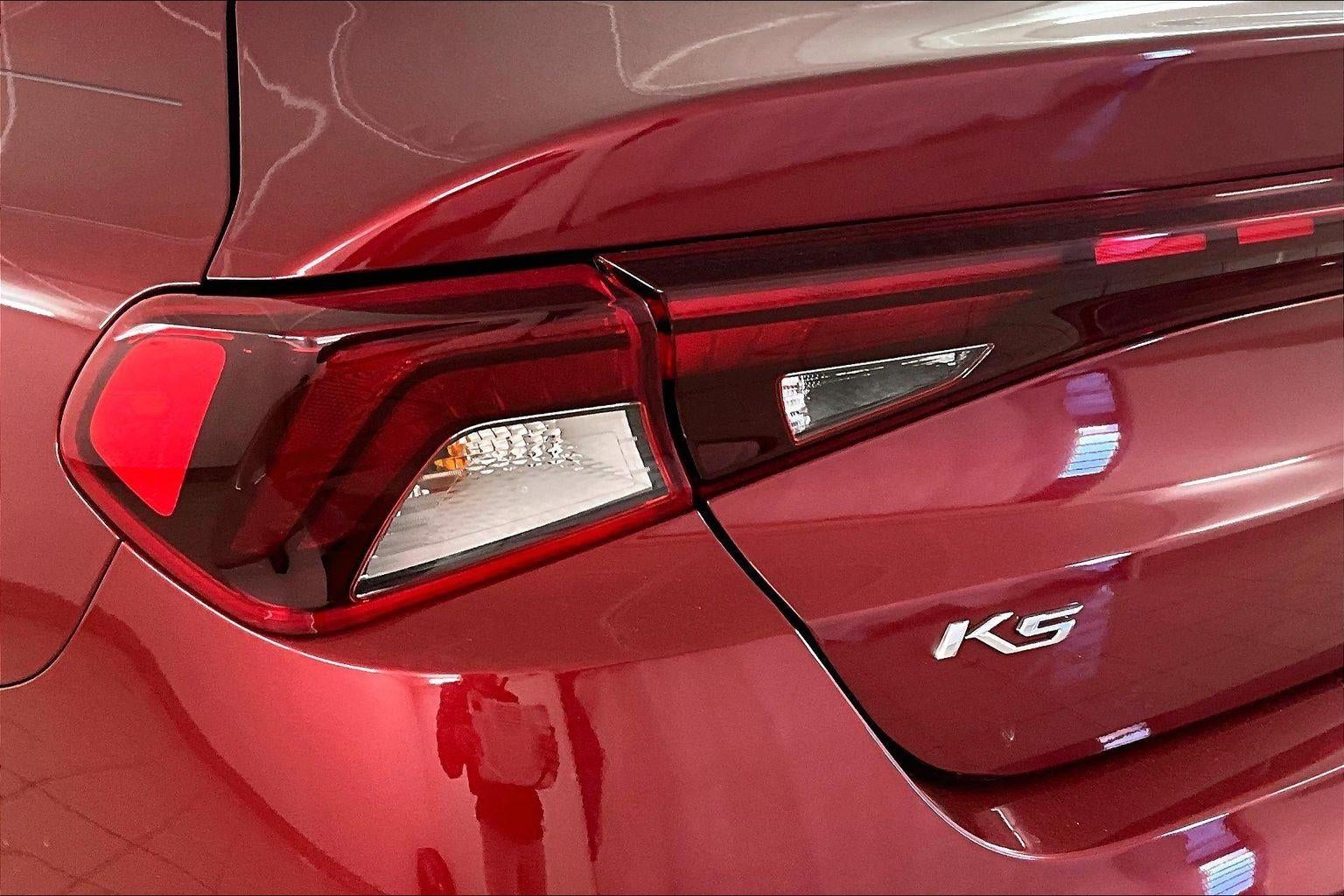 2021 Kia K5 EX