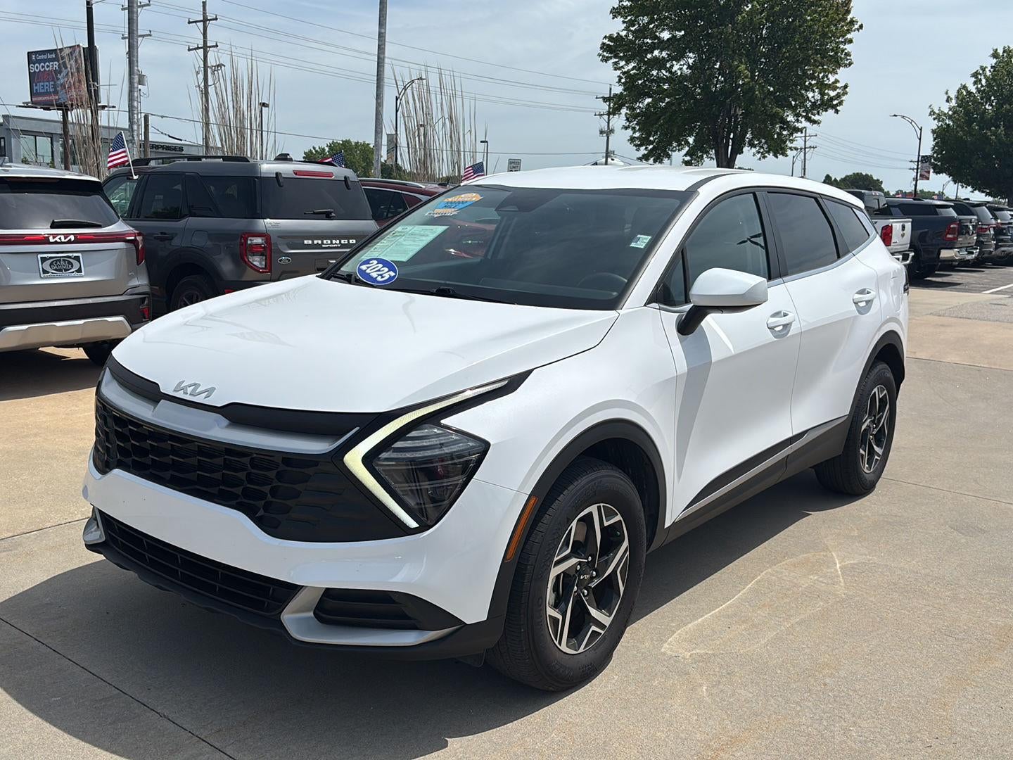 2025 Kia Sportage LX