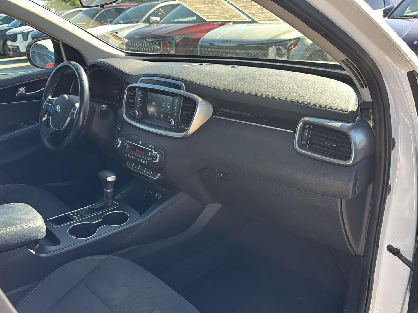 2020 Kia Sorento S V6