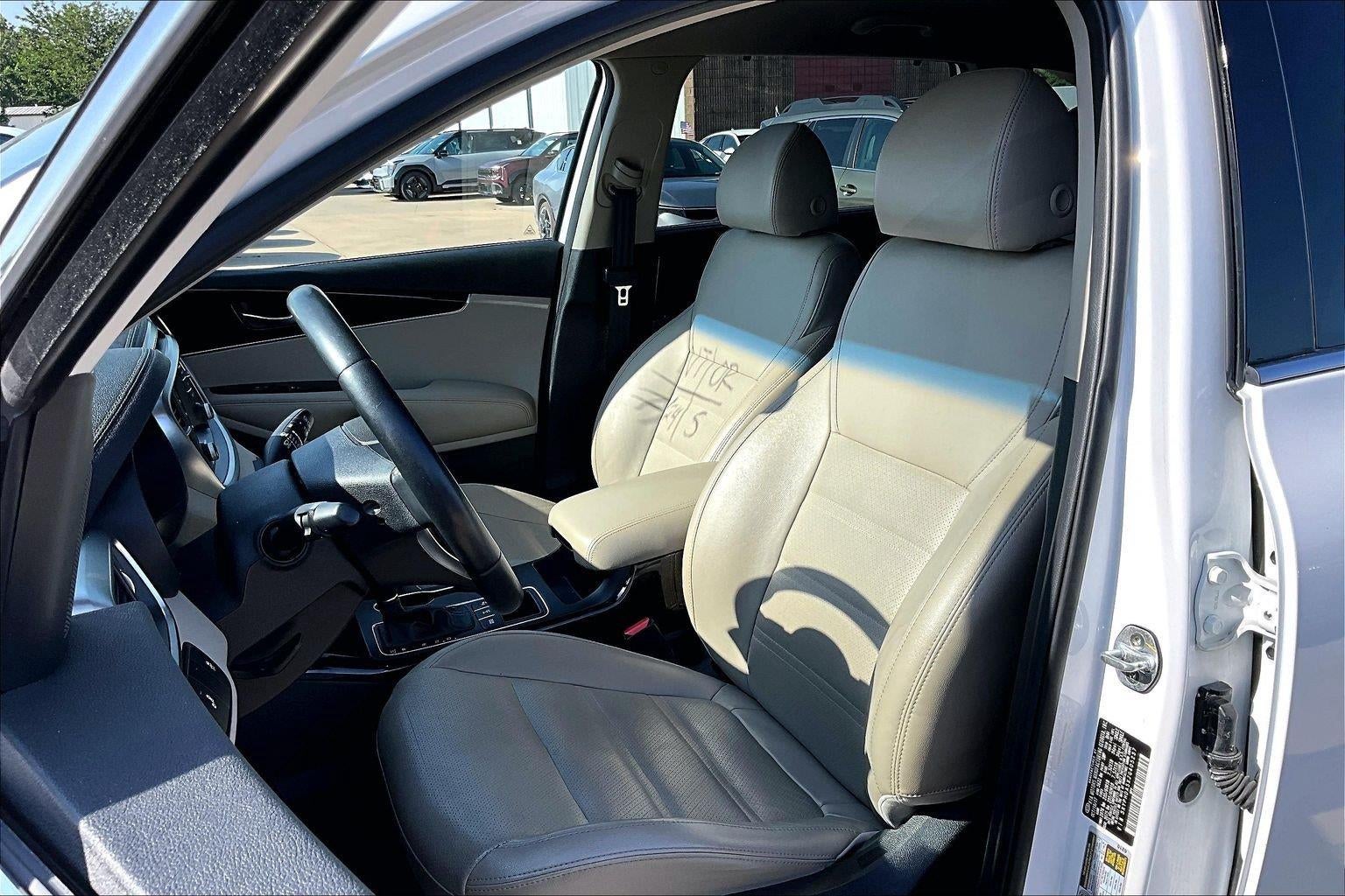 2018 Kia Sorento EX V6