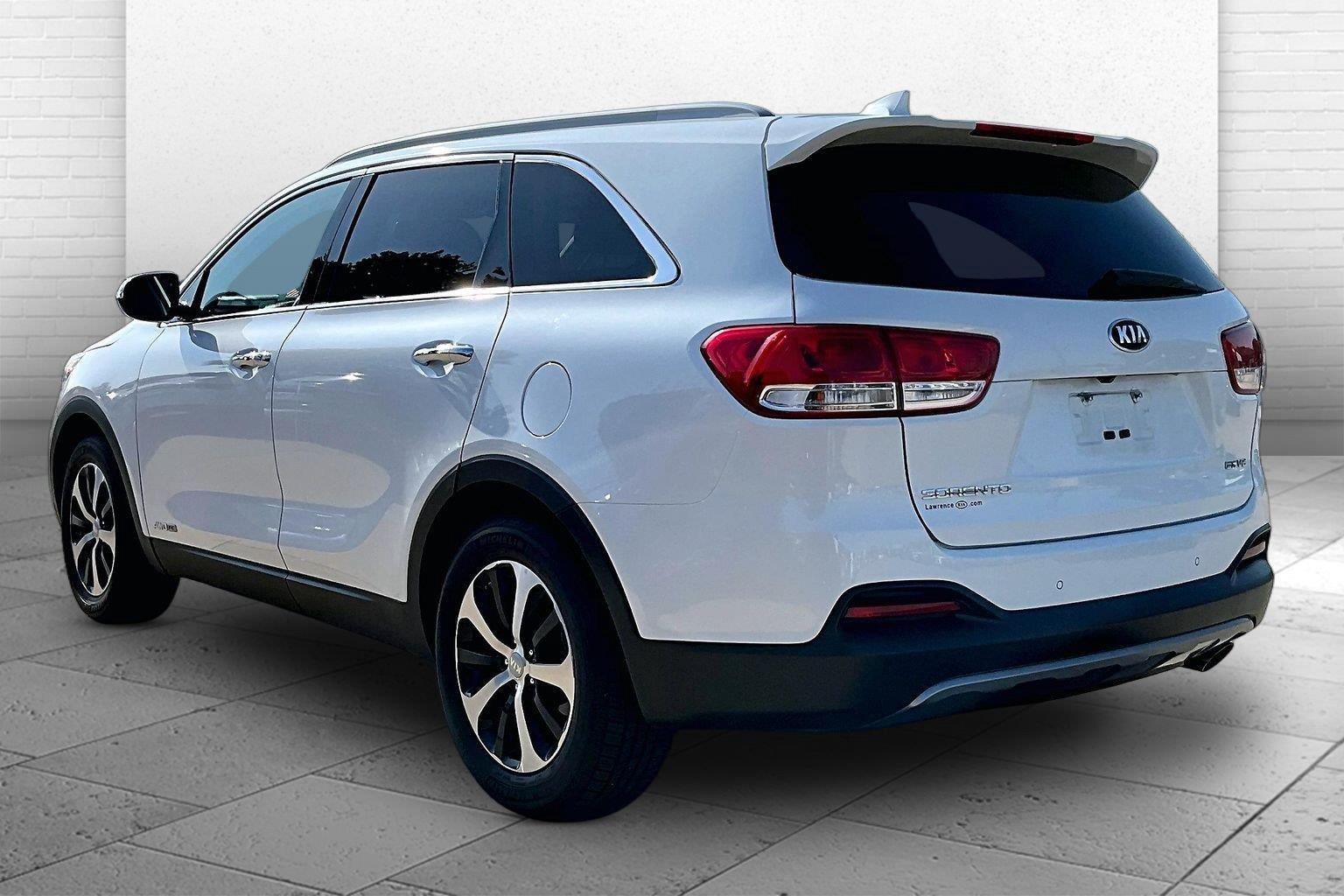 2018 Kia Sorento EX V6