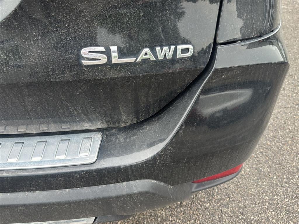 2017 Nissan Rogue SL