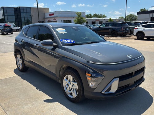 2025 Hyundai KONA SE