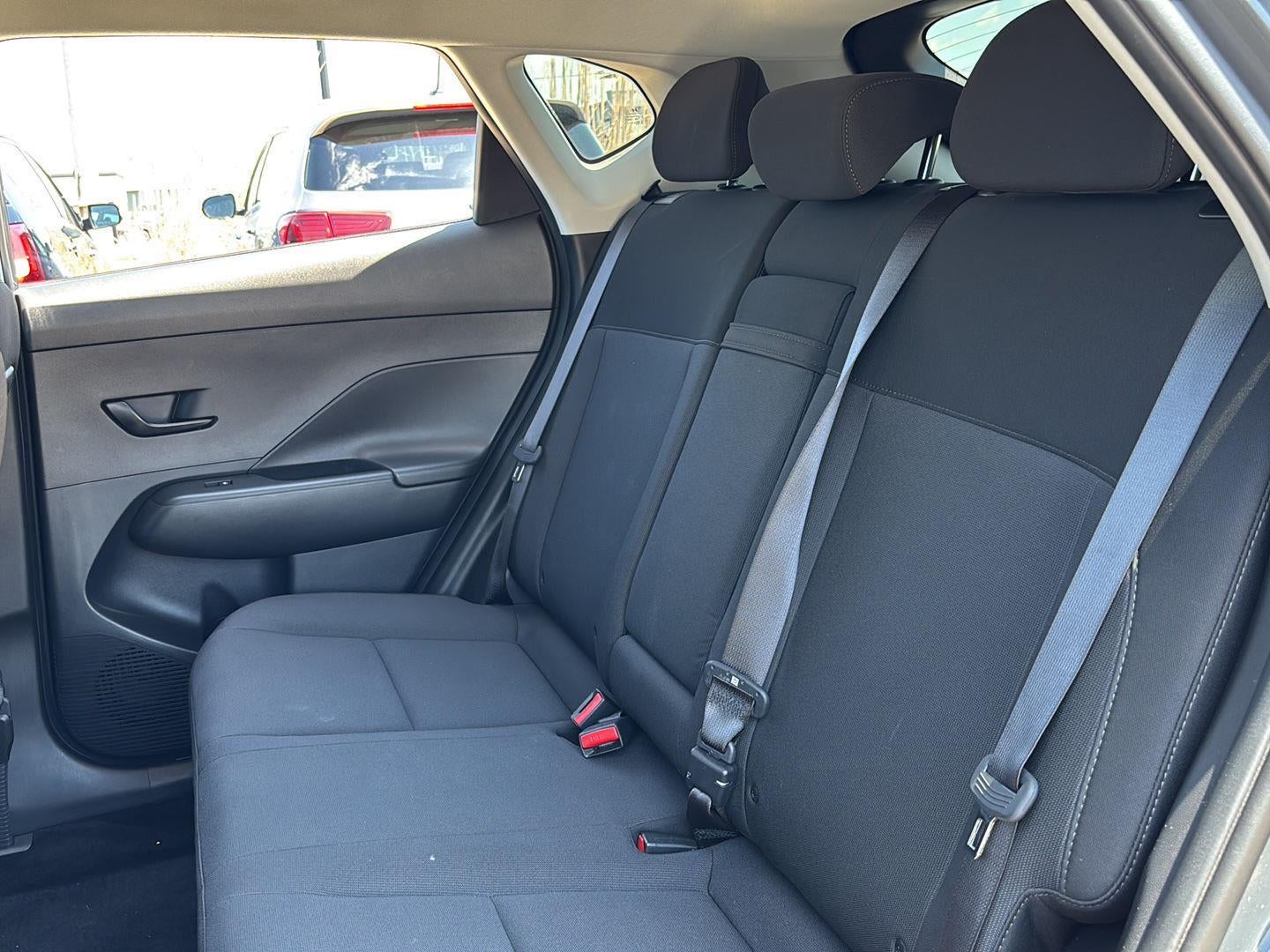 2025 Hyundai KONA SE