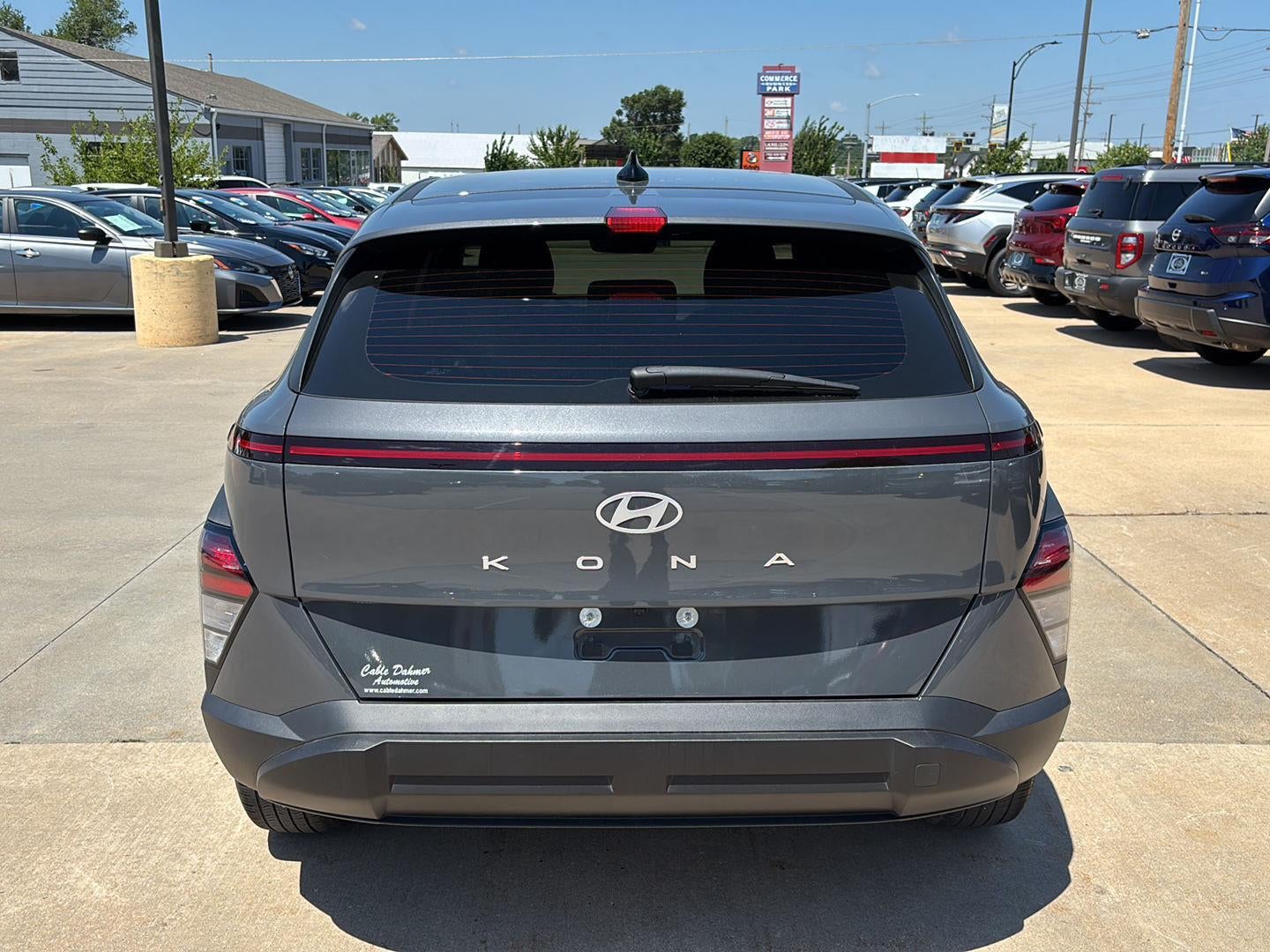2025 Hyundai KONA SE