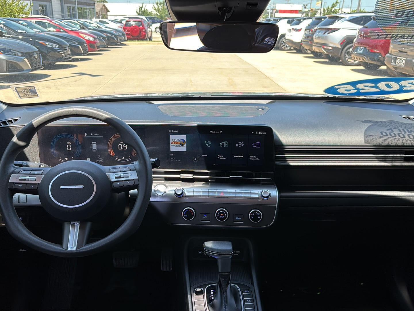 2025 Hyundai KONA SE